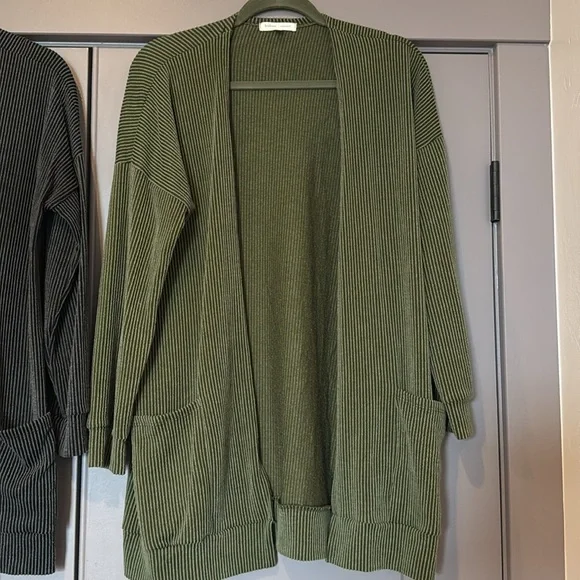 2 Bohme cardigans size small. Excellent condition. - Picture 3 of 4